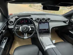 Mercedes-Benz C300 2024 Silver