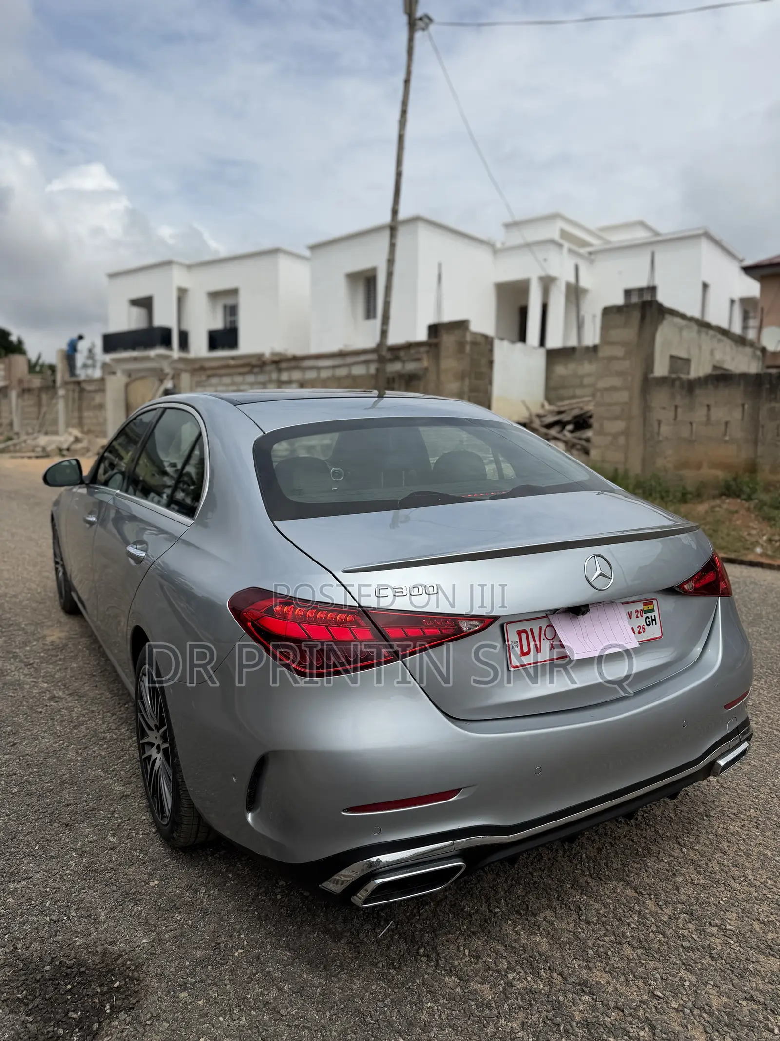 Mercedes-Benz C300 2024 Silver