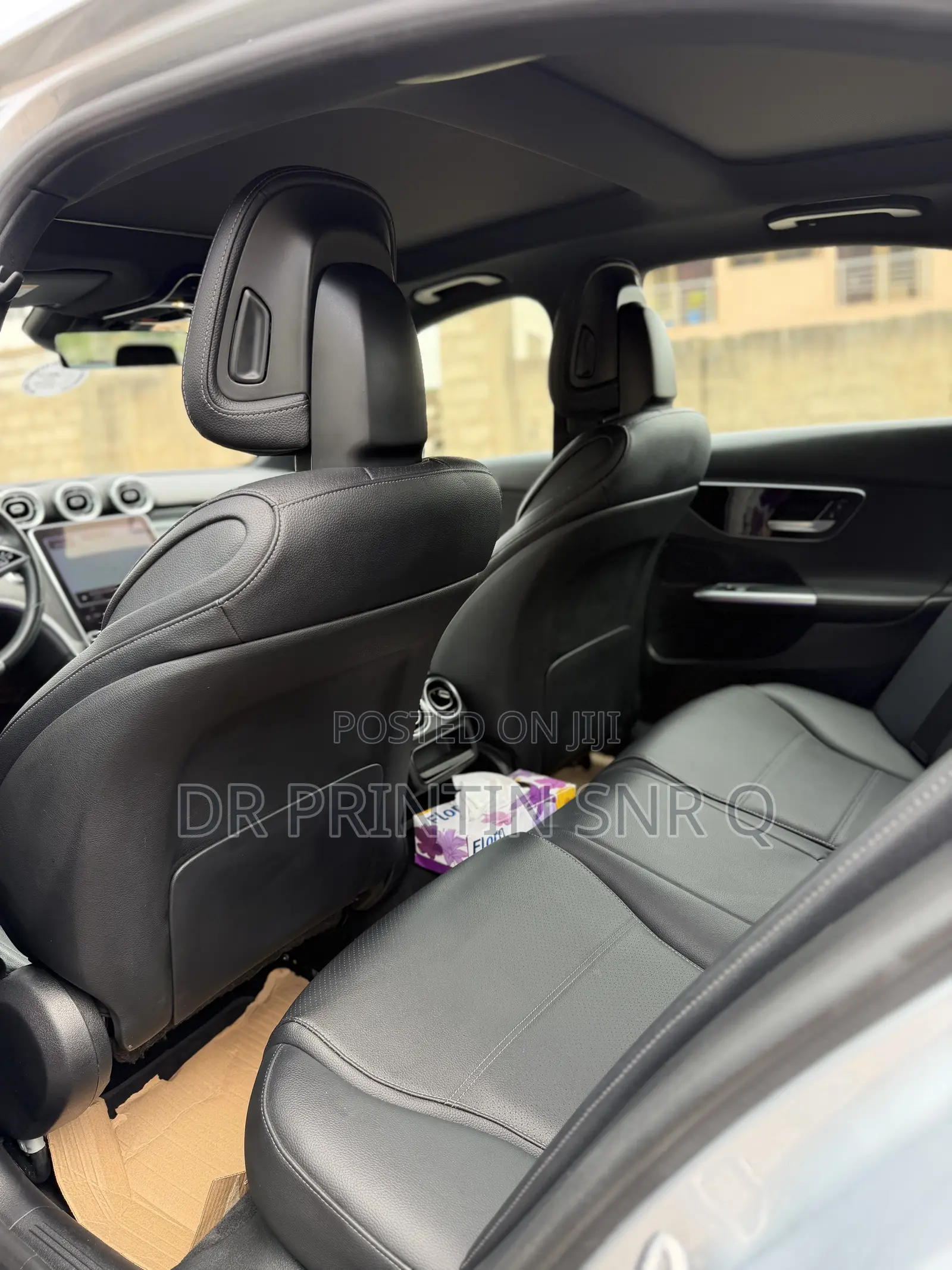Mercedes-Benz C300 2024 Silver