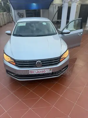 Volkswagen Passat 2.0T S 2018 Silver