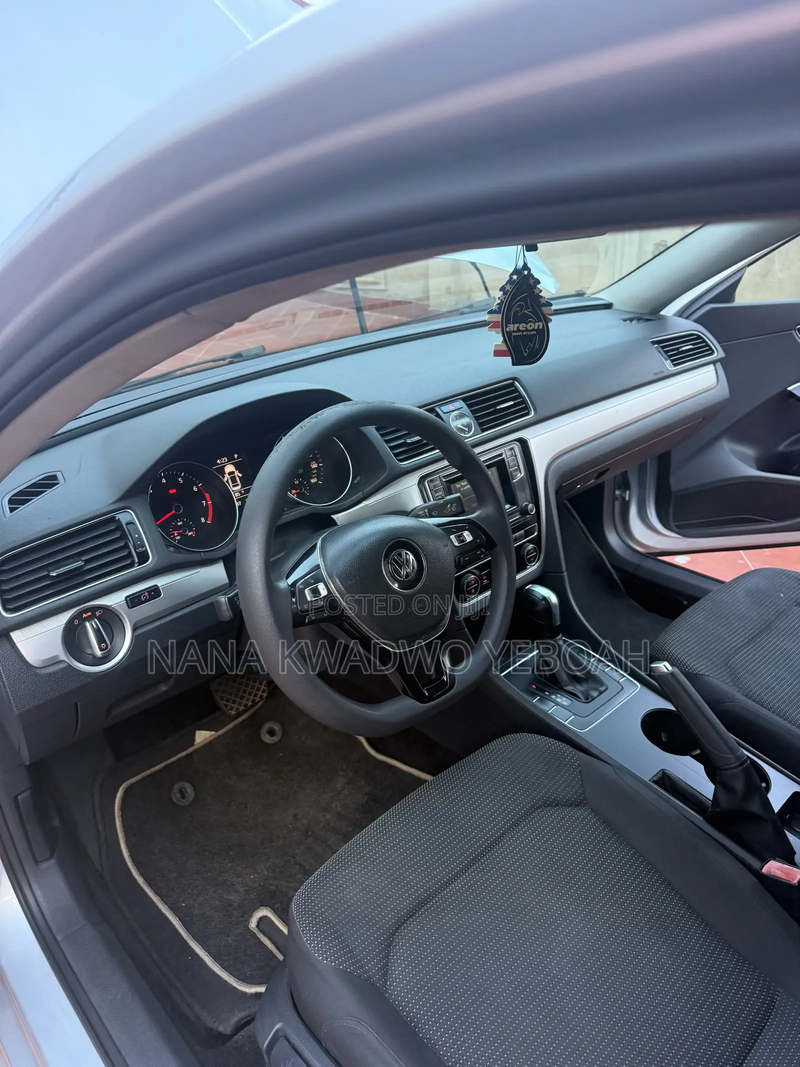 Volkswagen Passat 2.0T S 2018 Silver