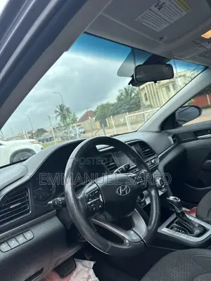 Hyundai Elantra Limited 2020 Gray