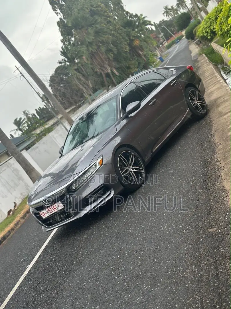 Honda Accord Touring 2.0T 2018 Gray