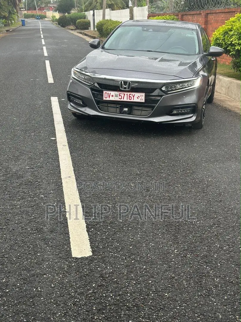 Honda Accord Touring 2.0T 2018 Gray