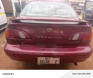 Toyota Corolla 1999 Red