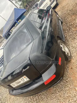 Hyundai Accent 2004 Black