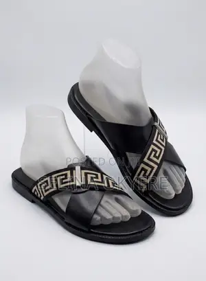 Stylish Men's Leather Cross-Strap Greek Key Sandals (Slippers)