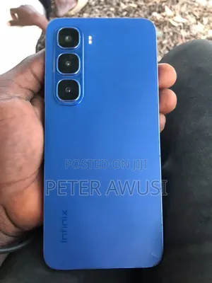 Infinix Hot 60i 128 GB Blue