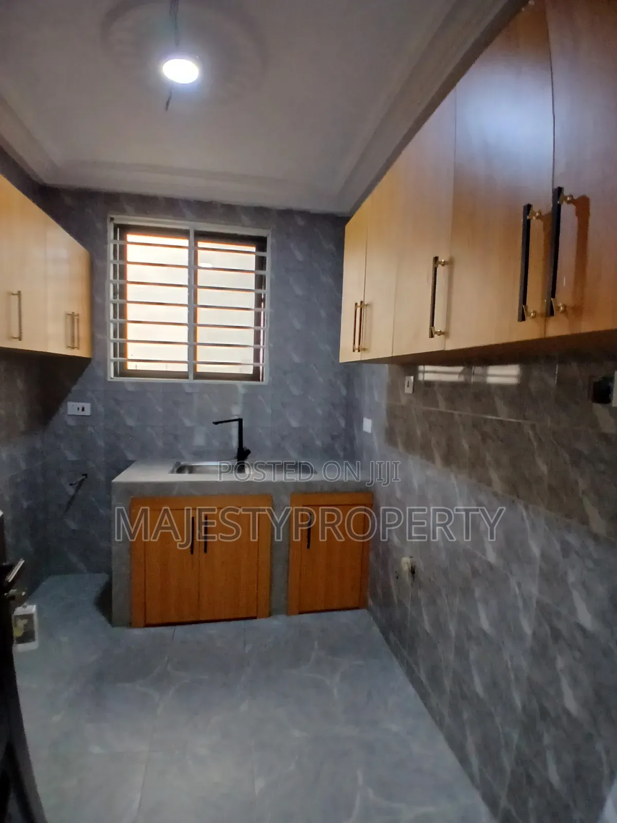 1bdrm Apartment in Trassaco Spring, School Junction for rent