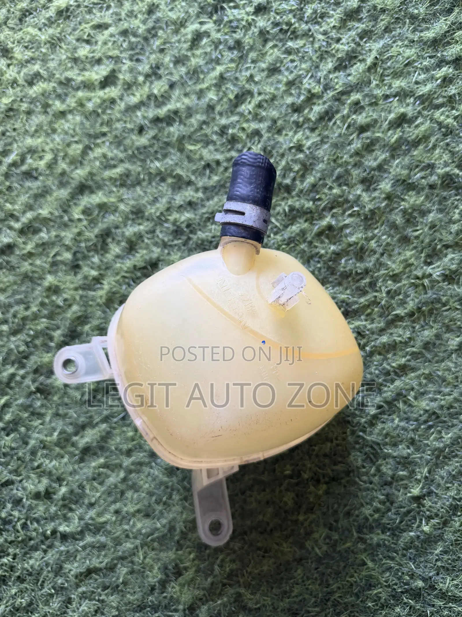 Mitsubishi Outlander 2022,2023,2024,2025,2026, Reservoir Bottle