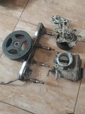 Vitz 2012 Oil Pump, Trottle Body, Water Pump, Injectors and Pulley