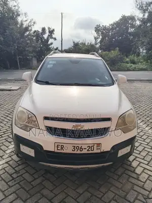 Chevrolet Captiva 2014 White