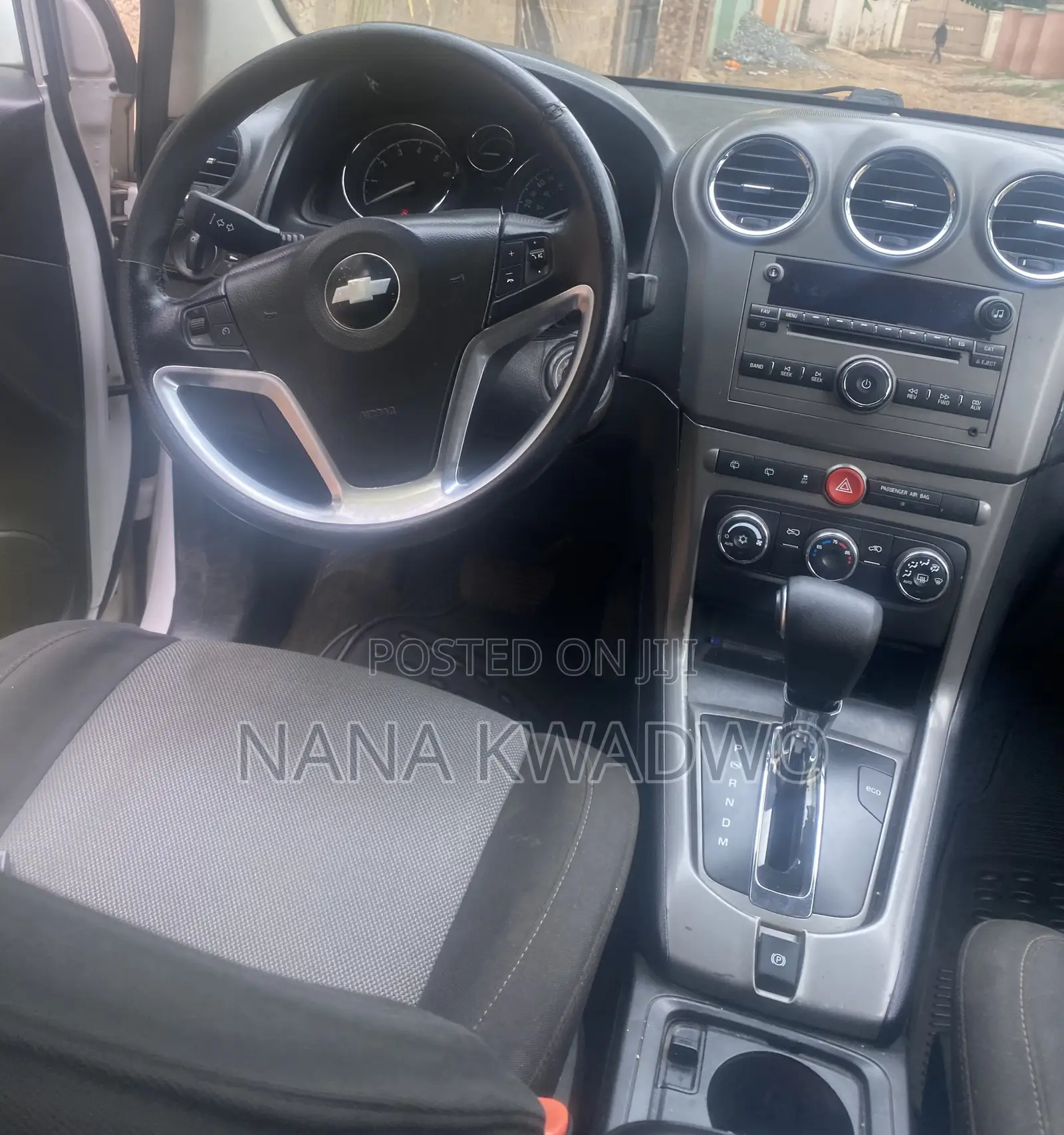 Chevrolet Captiva 2014 White