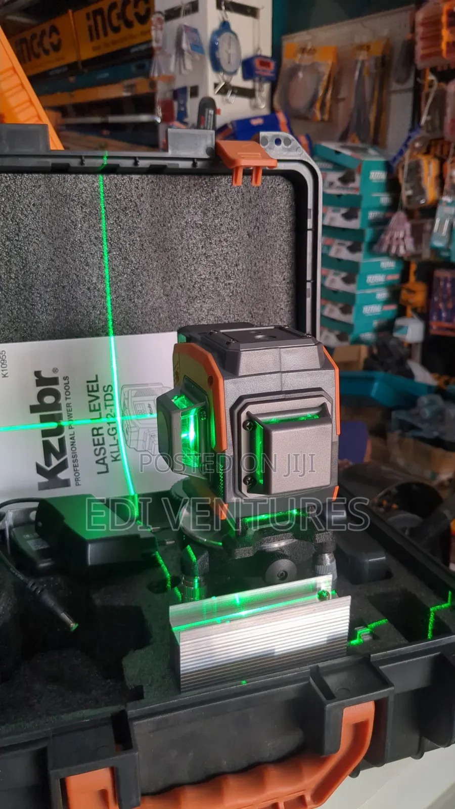 Cordless 12 Lines Green Laser Level - 100m Range