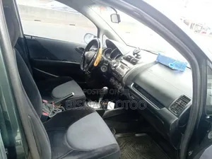 Honda Fit Automatic 2008 Gray