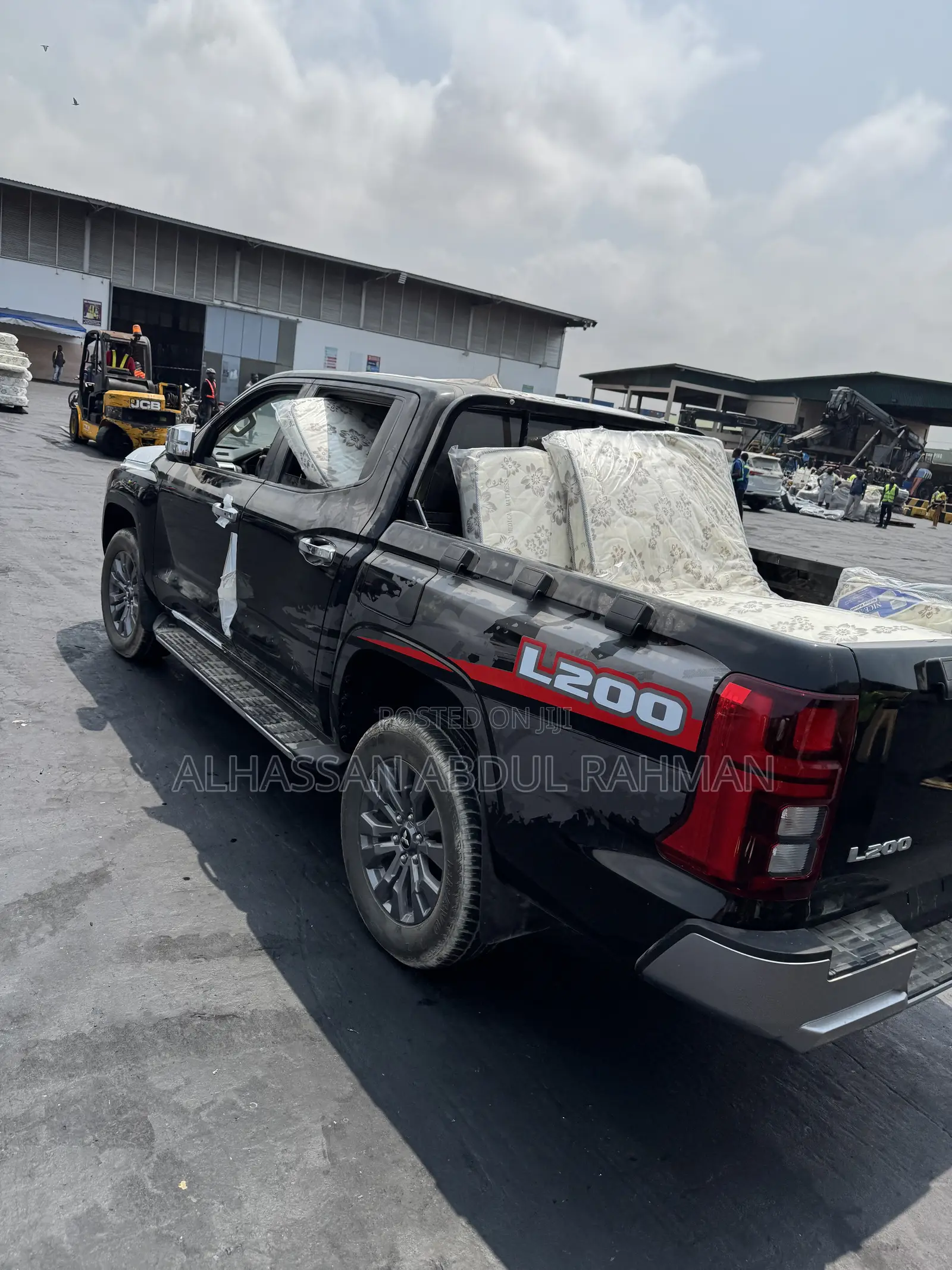New Mitsubishi L200 2024 Black