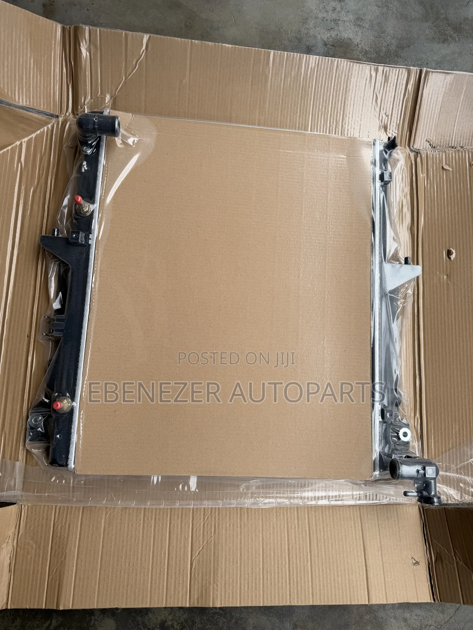 Mitsubishi L200 Radiator Tank 2007 2008 2009 2010 2011 2012 2013 2014