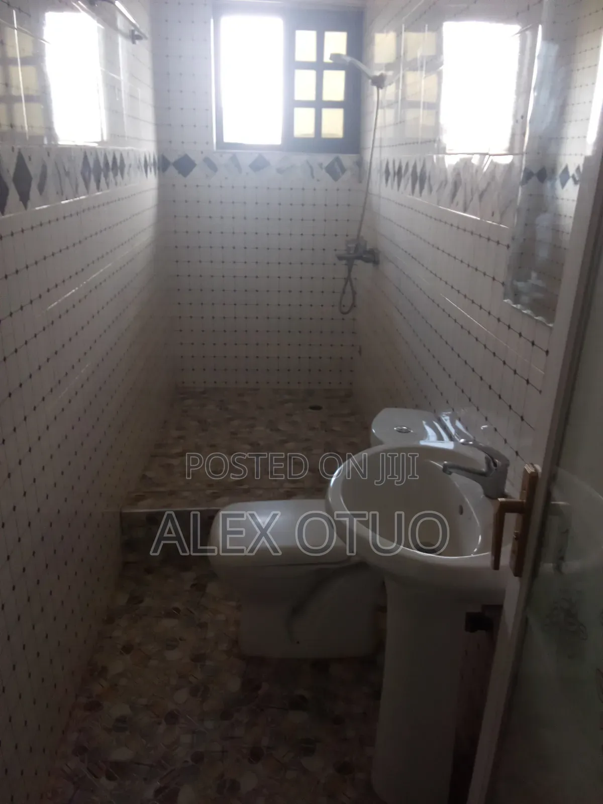 2bdrm Apartment in Alex Otuo Properties, Kumasi Metropolitan for rent