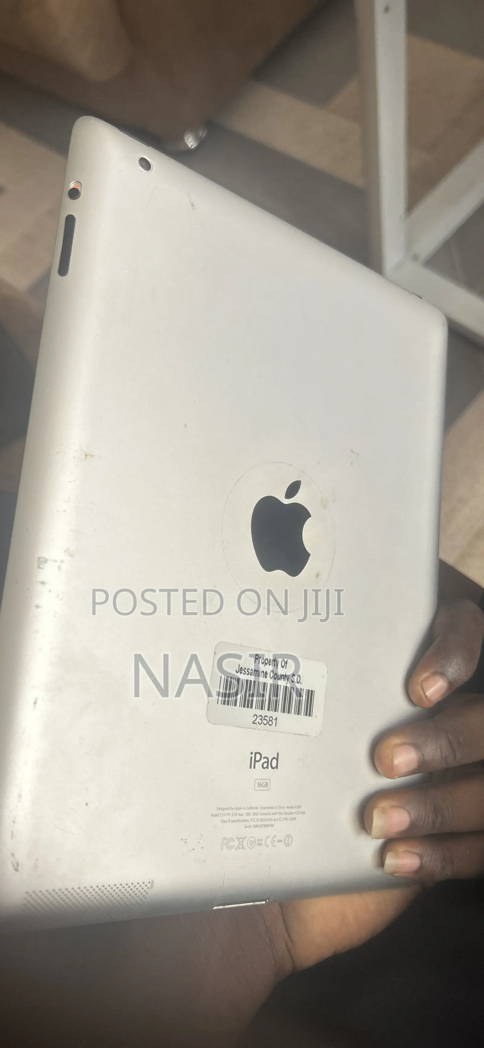 Apple iPad 2 Wi-Fi 16 GB Silver