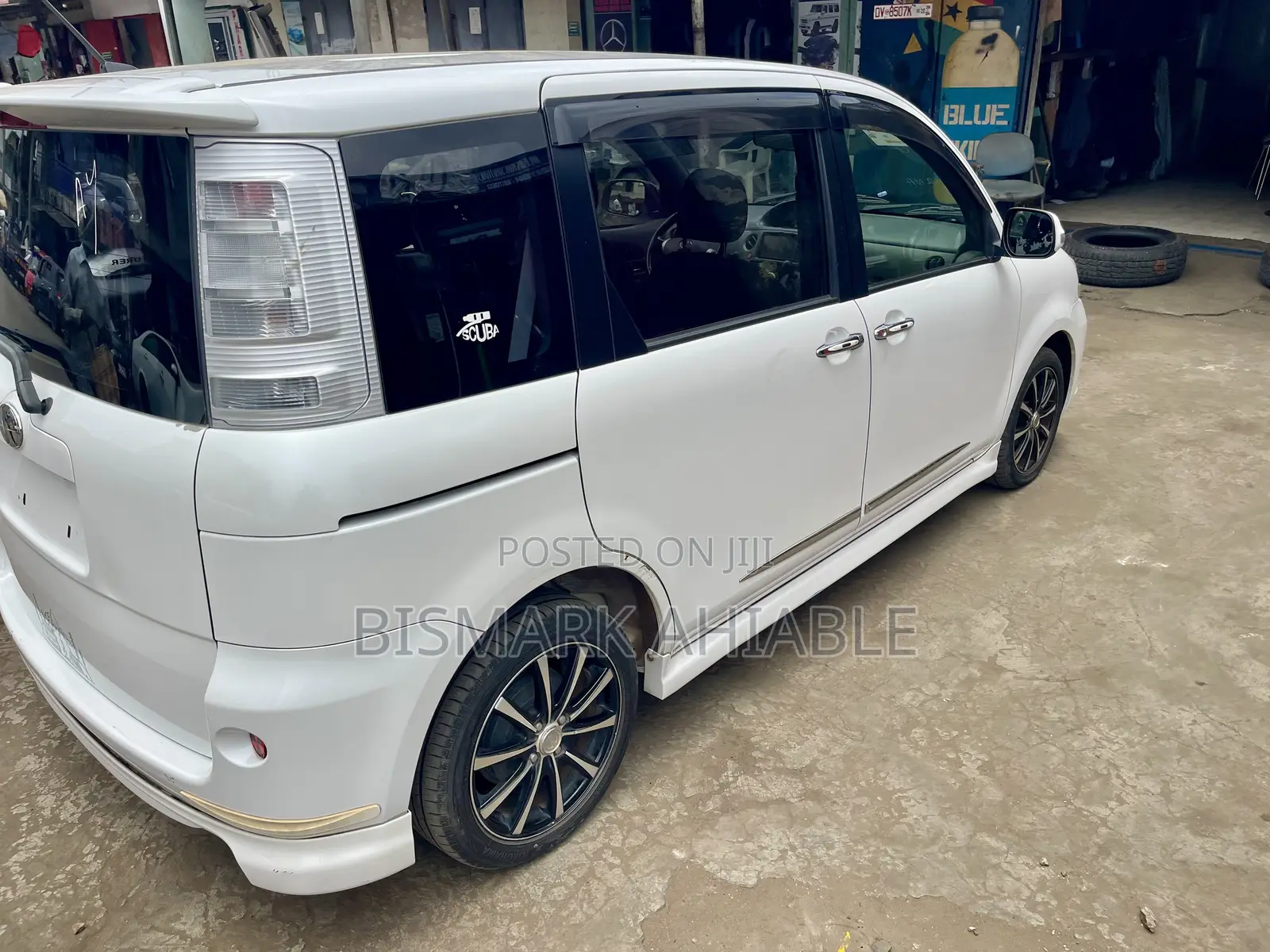 Toyota Sienta 1.5 AWD 2013 White