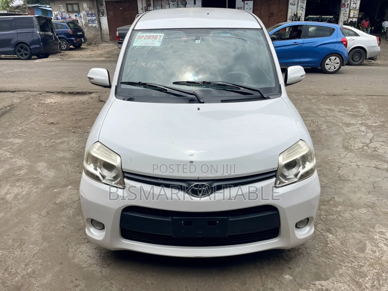 Toyota Sienta 1.5 AWD 2013 White