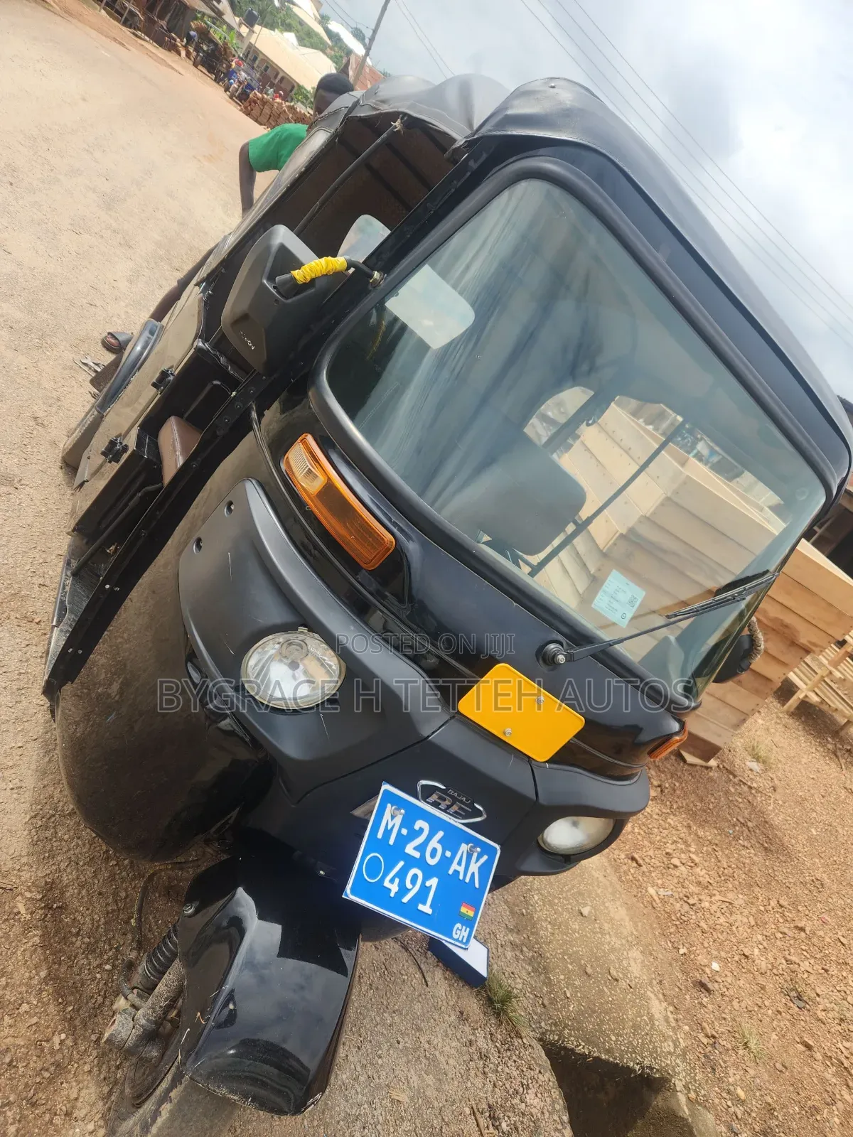 Bajaj RE 2026 Black