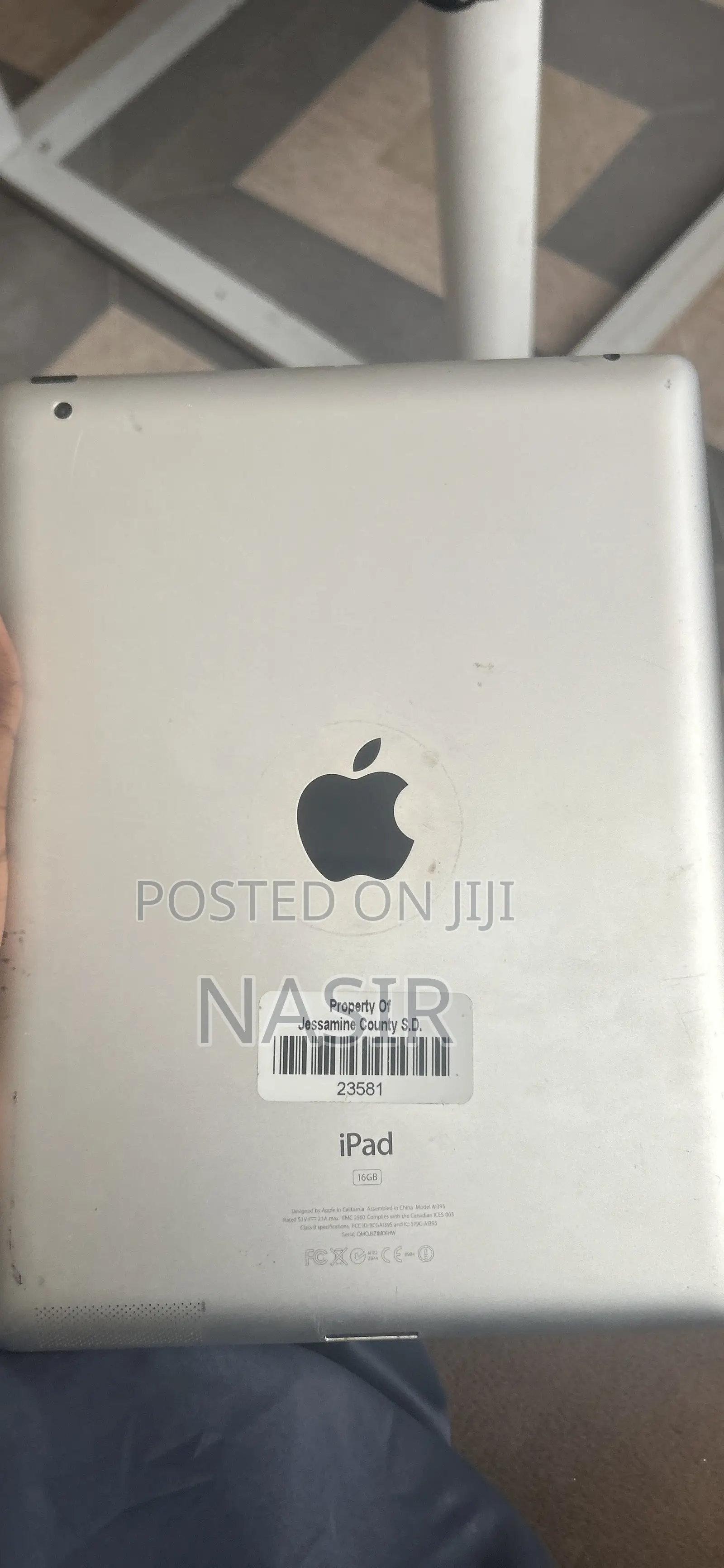 Apple iPad 2 Wi-Fi 16 GB Silver