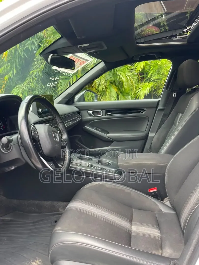 Honda Civic 2022 White