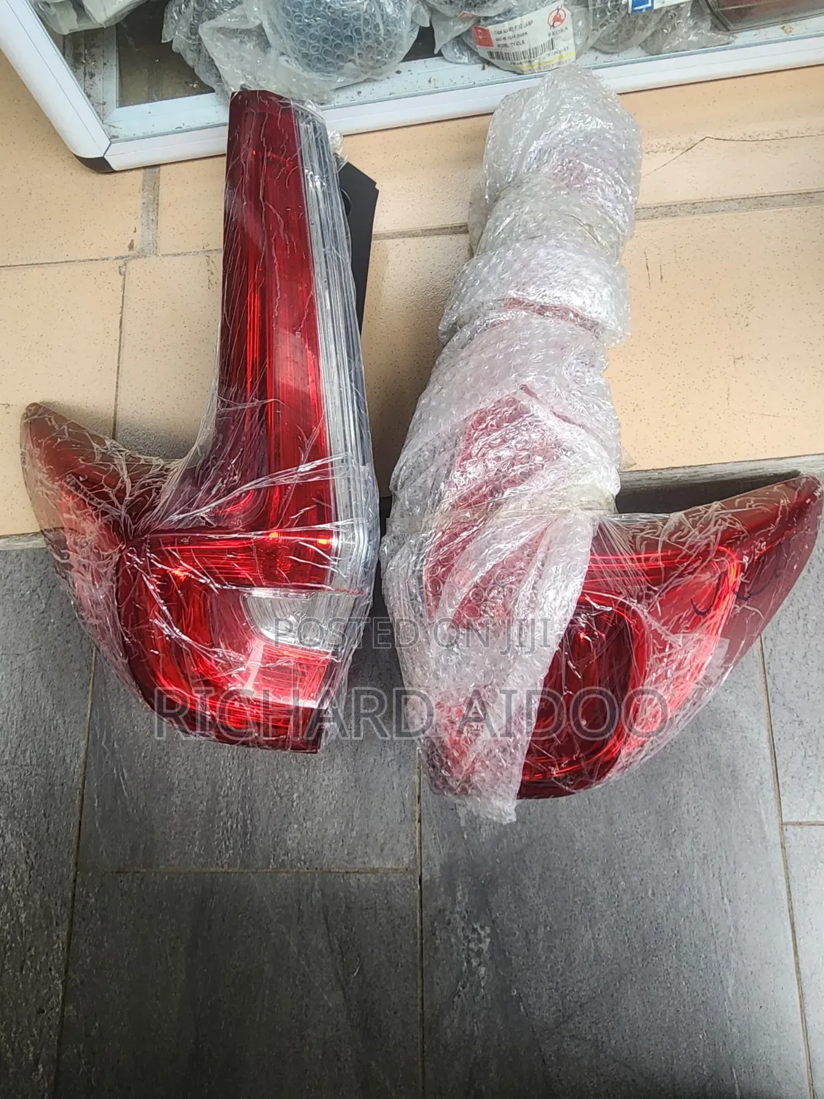 Honda CR-V 2017/2018 Taillight Available