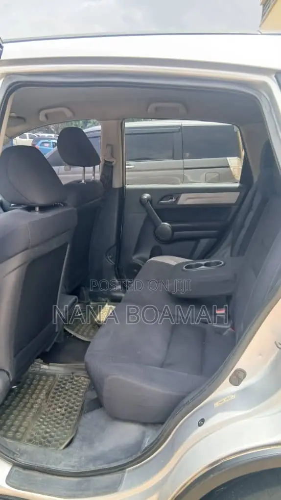 Honda CR-V 2010 Silver
