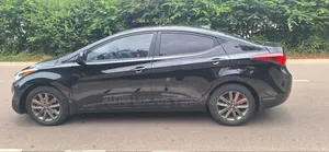 Hyundai Elantra 2016 Black