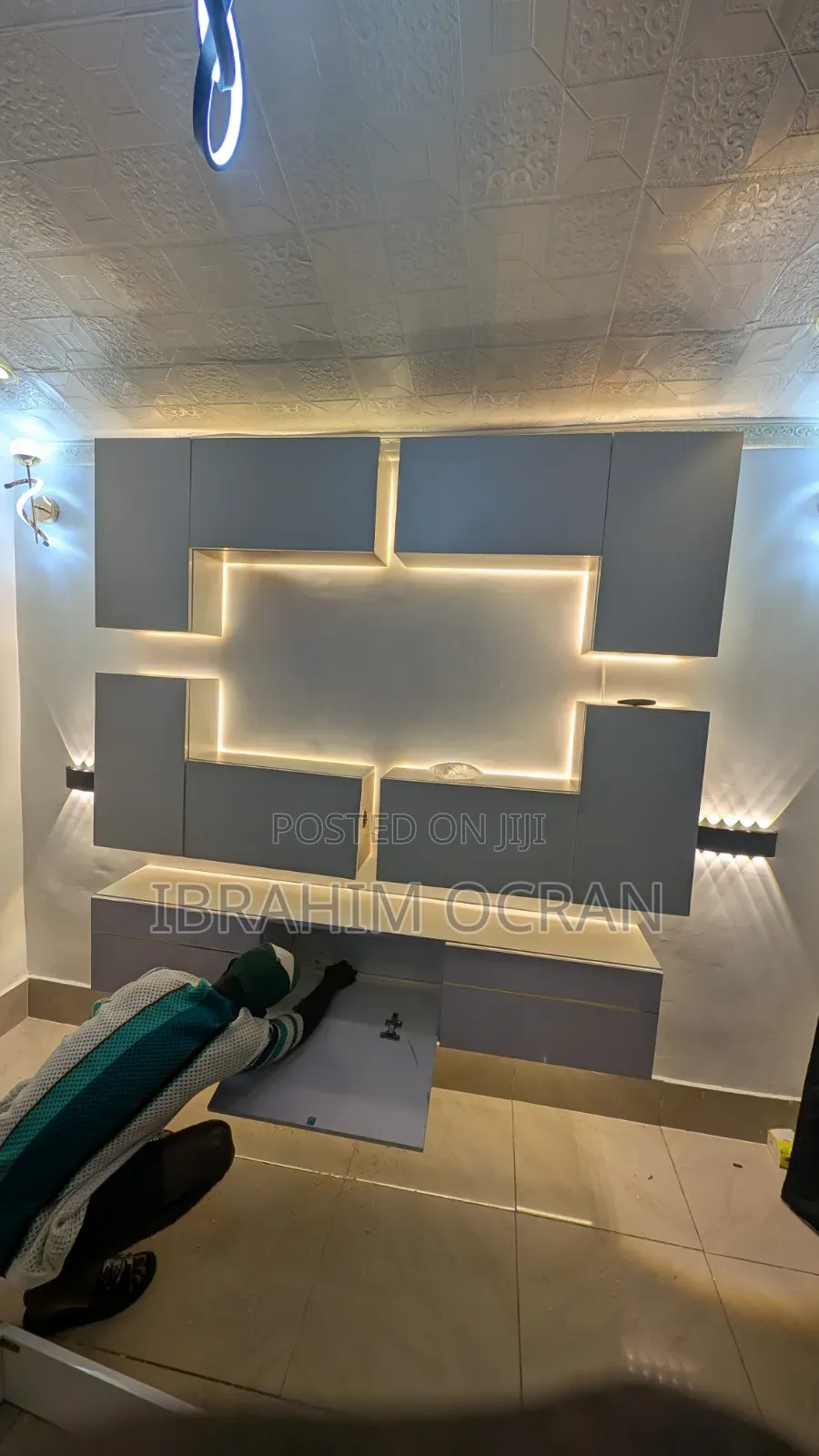 Modern TV Cabinet 
