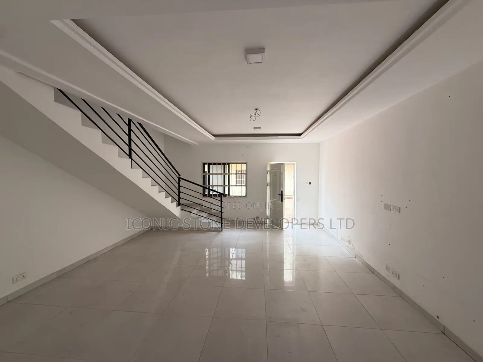 2bdrm Townhouse / Terrace in East Legon Hills for rent