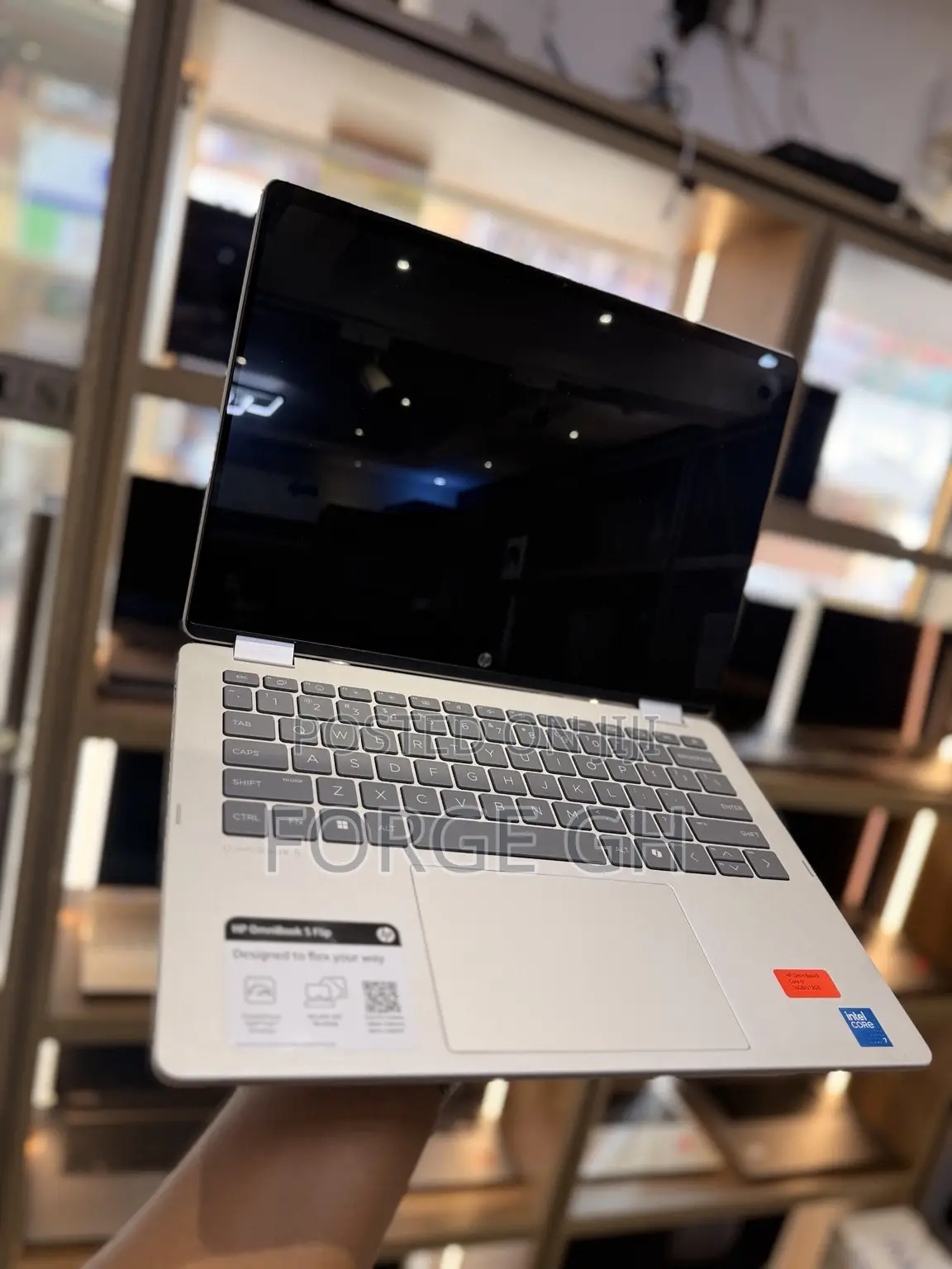 Laptop HP OmniBook 5 Flip 16GB Intel Core 7 SSD 512GB
