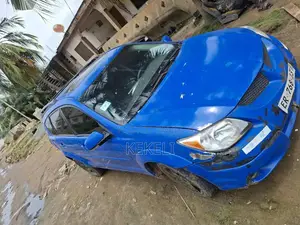 Pontiac Vibe Automatic 2003 Blue