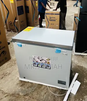Get Premium Pearl Single Door Chest Freezer(Gray)200Liters