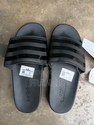 "Yours Beauty Slippers Business Center"