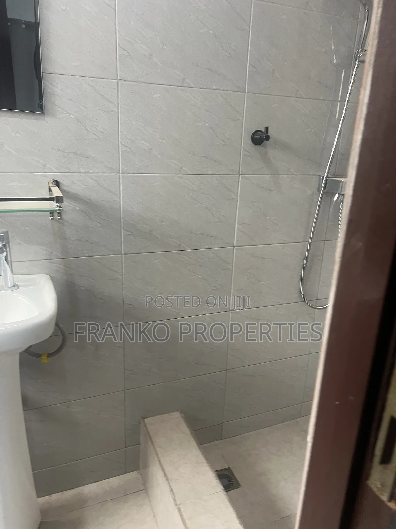 3bdrm House in Franko Properties, Ability for rent