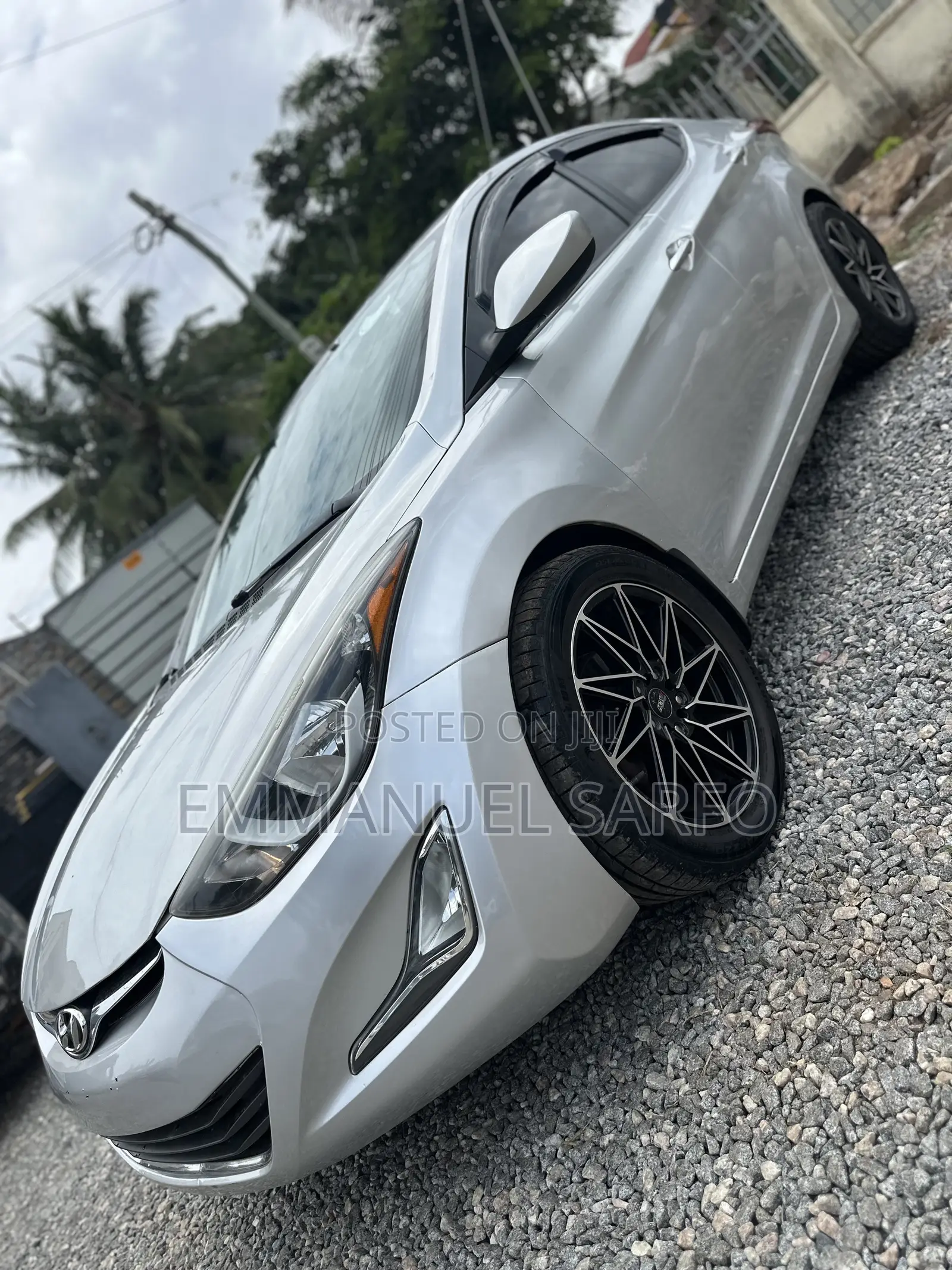 Hyundai Elantra Limited 4dr Sedan (1.8L 4cyl 6A) 2015 Gray