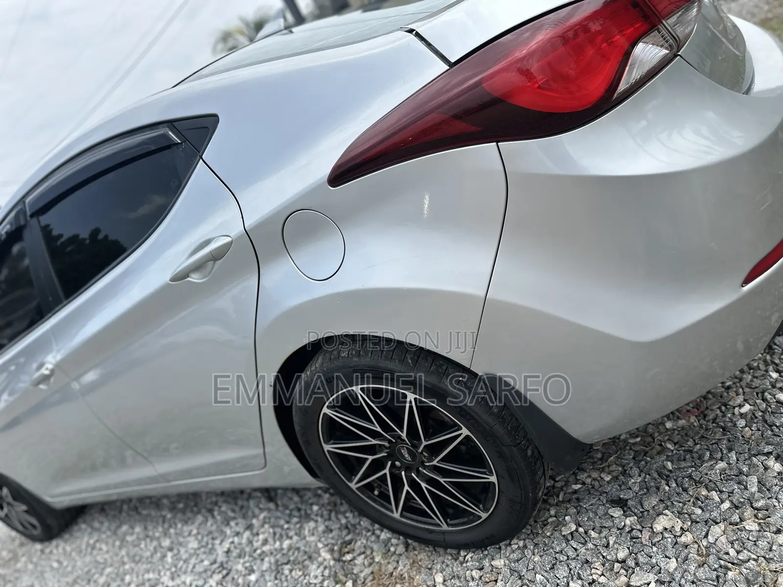 Hyundai Elantra Limited 4dr Sedan (1.8L 4cyl 6A) 2015 Gray