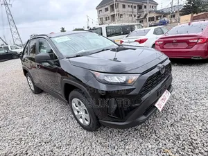Toyota RAV4 LE 2021 Black