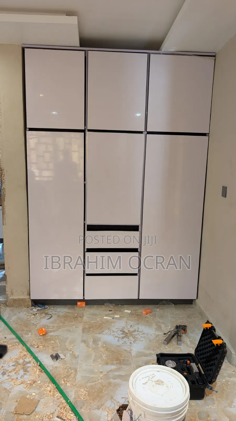 High Quality Inbuilt Wardrobe