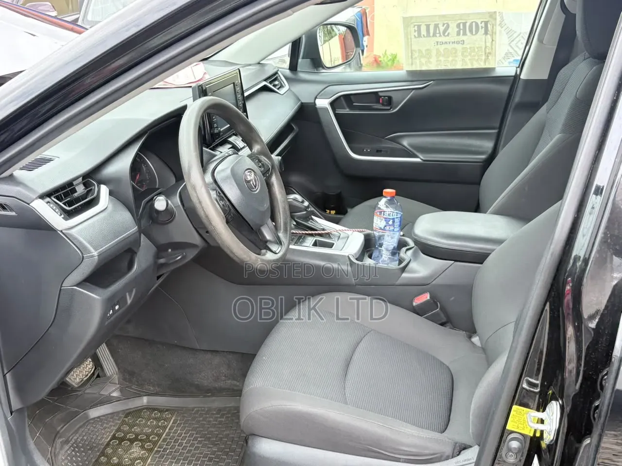 Toyota RAV4 LE 2021 Black