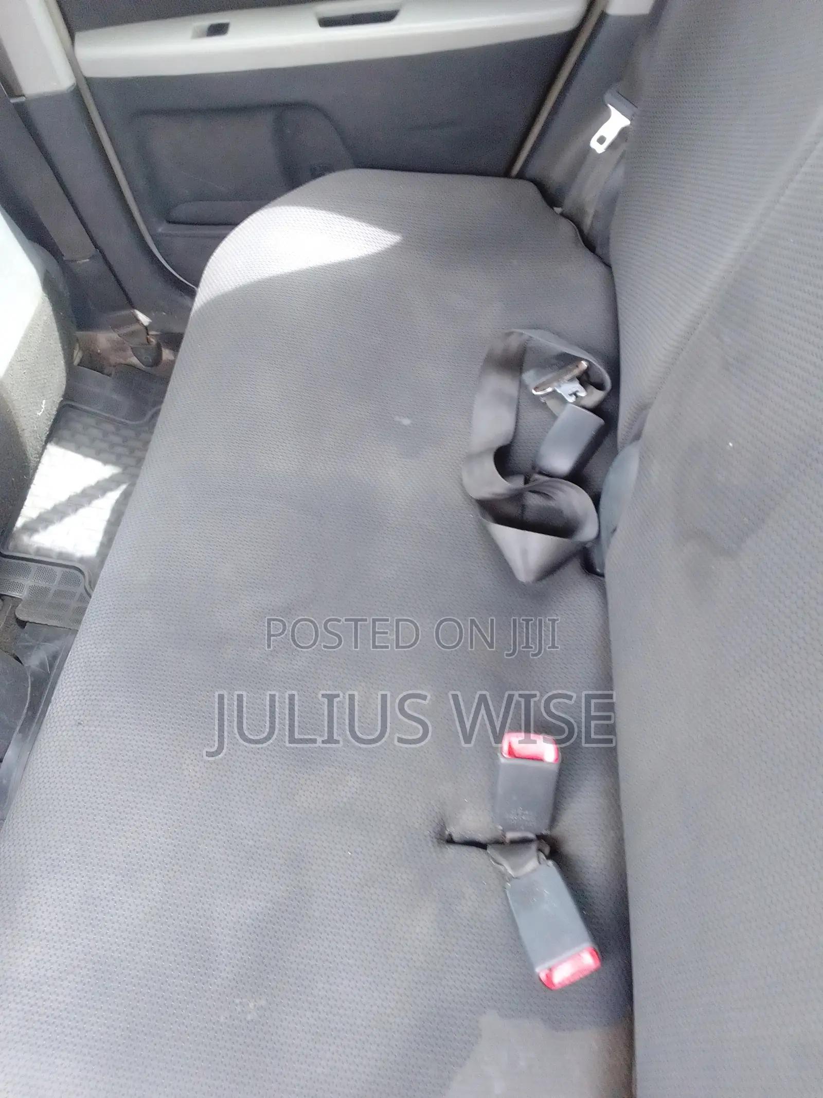 Toyota Vitz 1.3 AWD 5dr 2010 Black