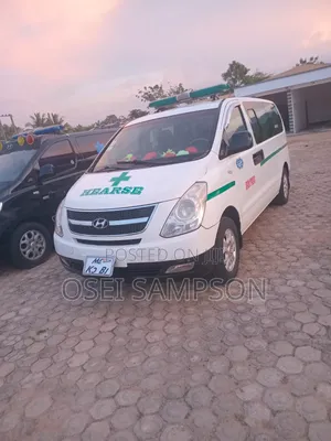 Hyundai H1 2015 White