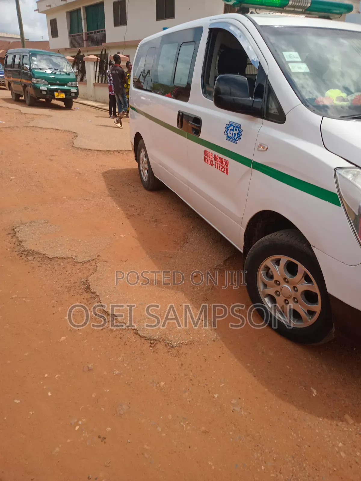 Hyundai H1 2015 White