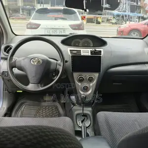 Toyota Yaris 2012 Blue