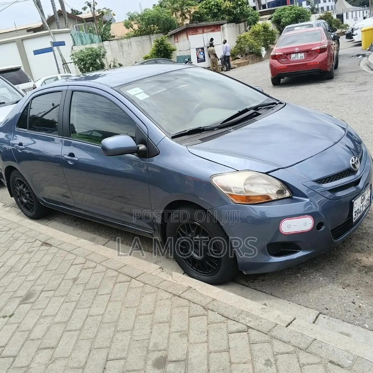 Toyota Yaris 2012 Blue