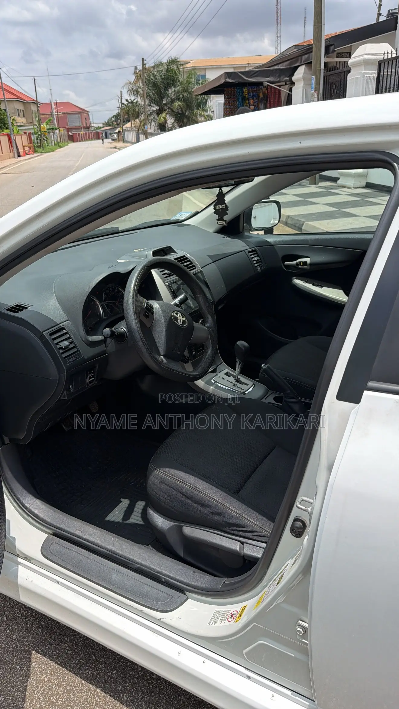 Toyota Corolla S 4dr Sedan (1.8L 4cyl 4A) 2013 Pearl