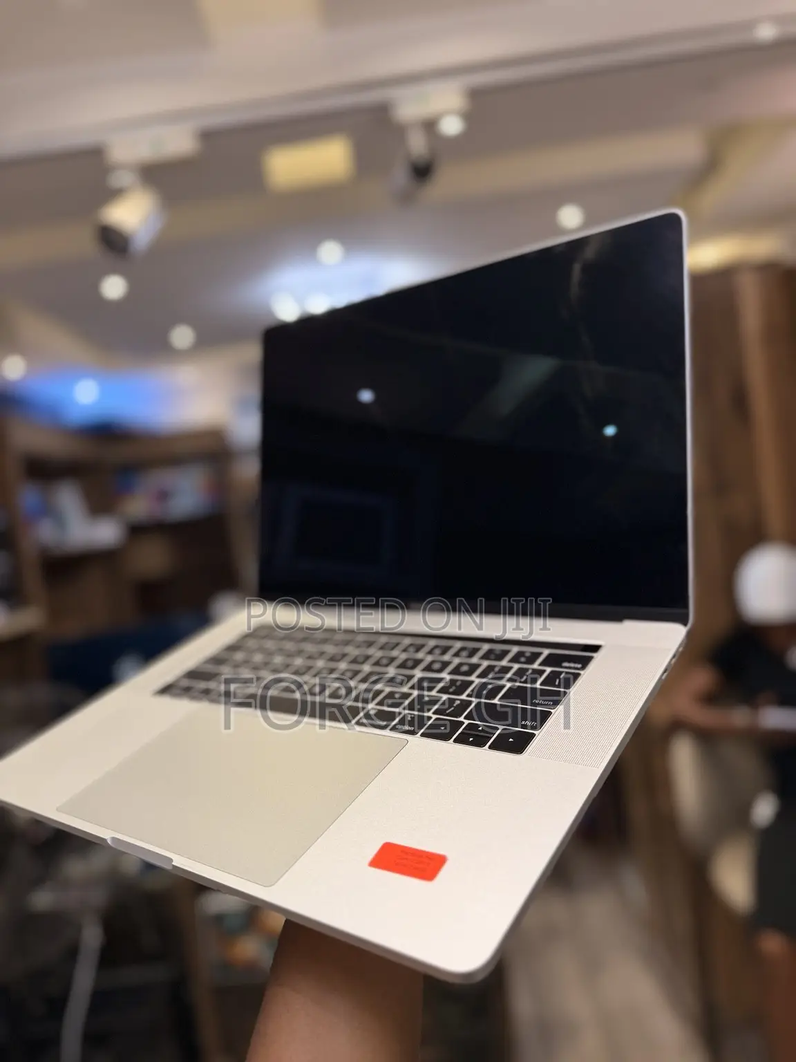 Laptop Apple MacBook Pro 2019 16GB Intel Core i7 SSD 256GB
